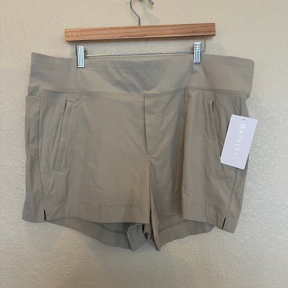 NEW Athleta Trekkie North Shorts Ecru 20 Plus Size Hiking Casual Everyday Shorts - Picture 2 of 7